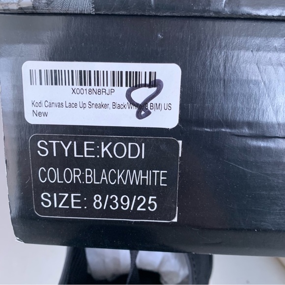 Cute To The Core Kodi black Lace Up Sneakers Women’s US 8 M - Picture 8 of 8